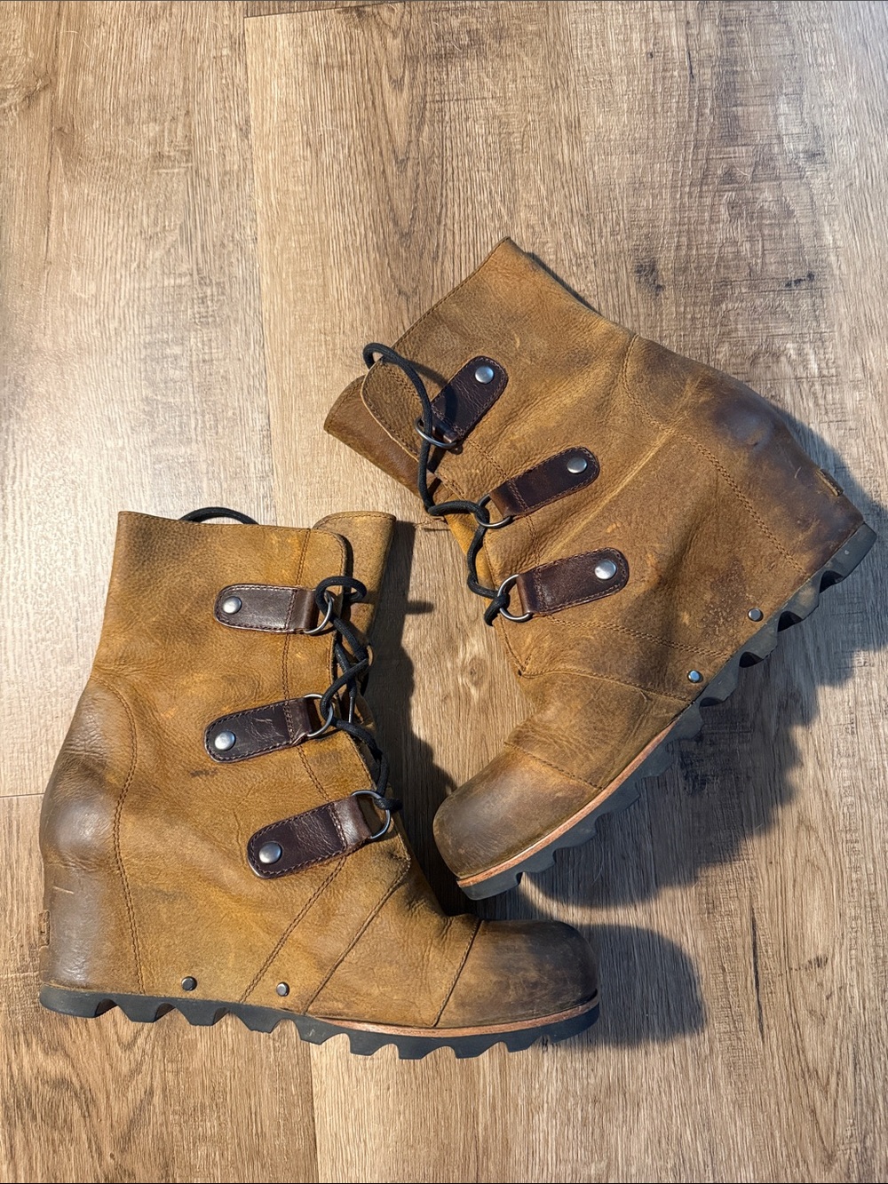 Wedge sorel boot size 10